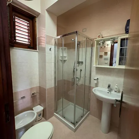 La Casa Della Sarta