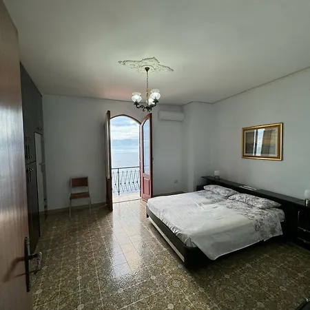 La Casa Della Sarta