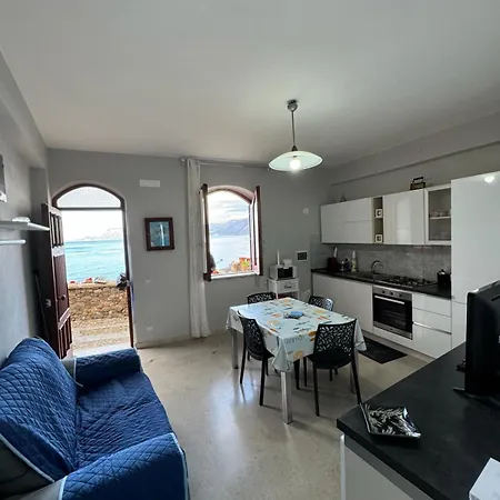 La Casa Della Sarta שילה